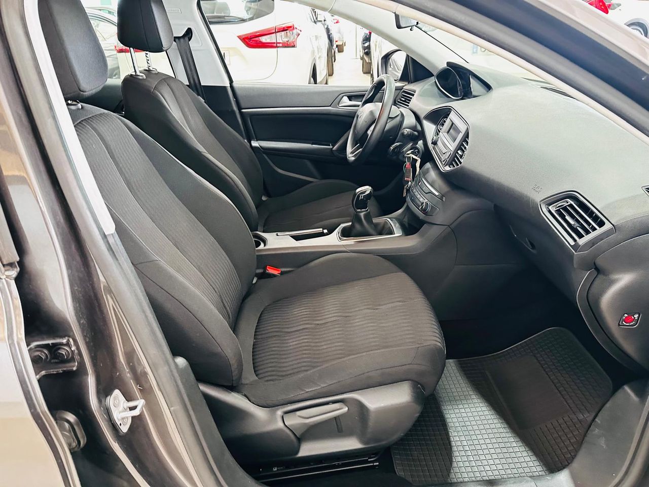 Foto Peugeot 308 42