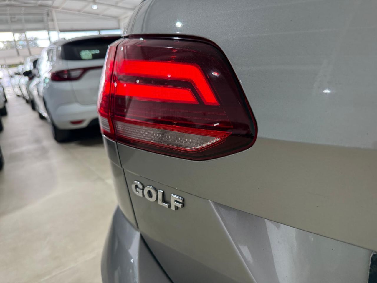 Foto Volkswagen Golf 8