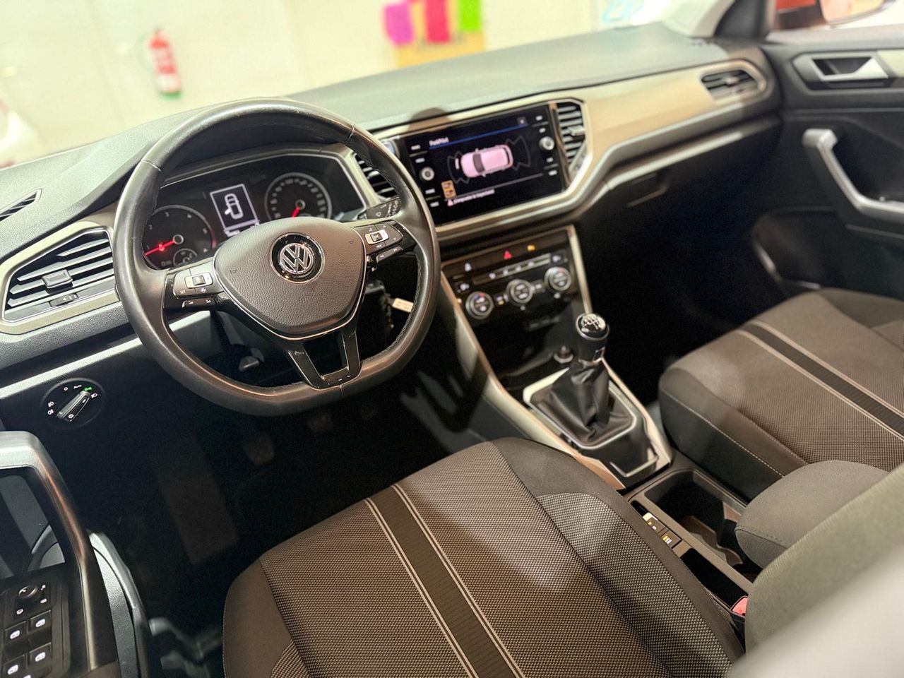 Foto Volkswagen T-Roc 7