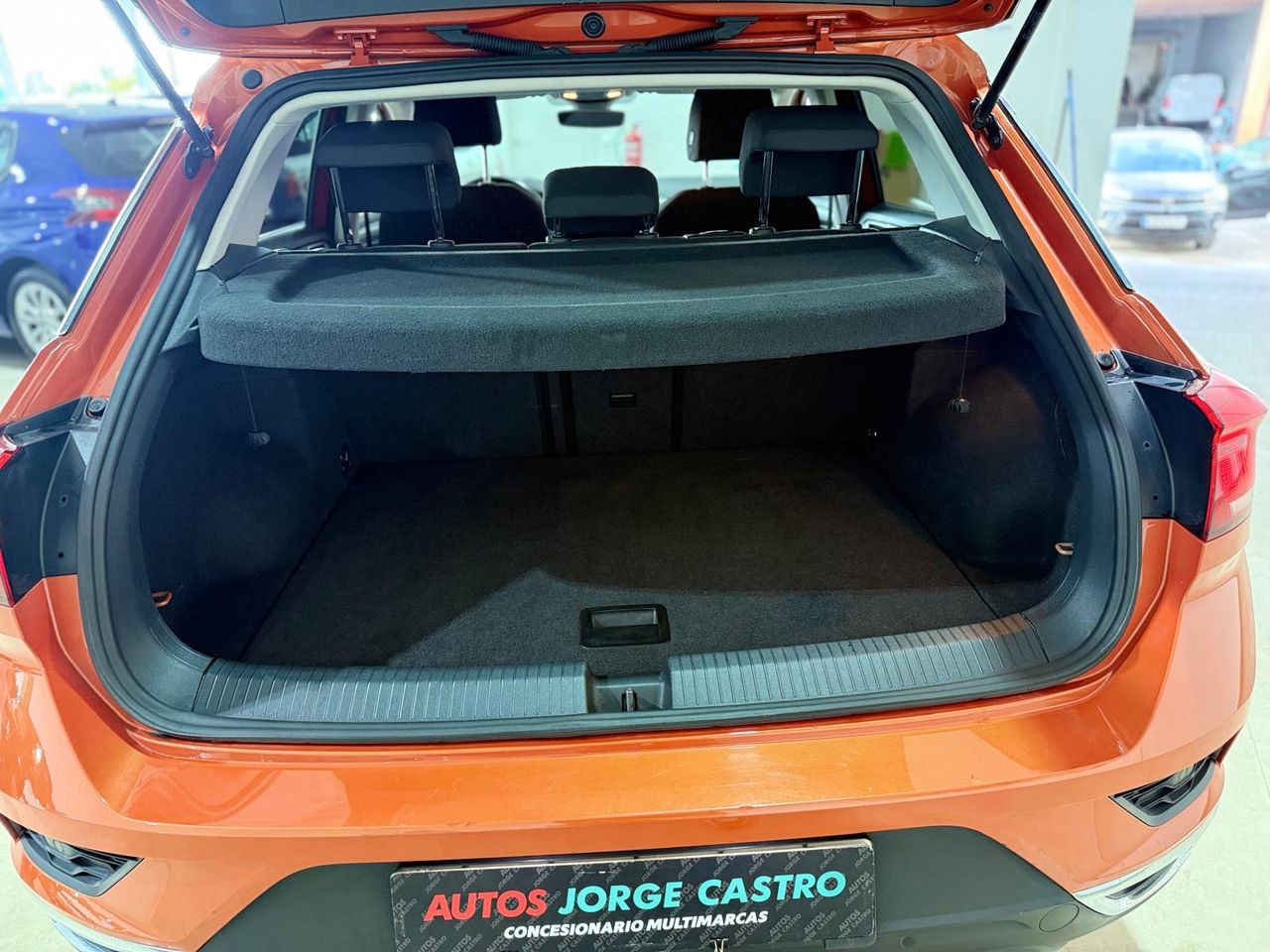 Foto Volkswagen T-Roc 27