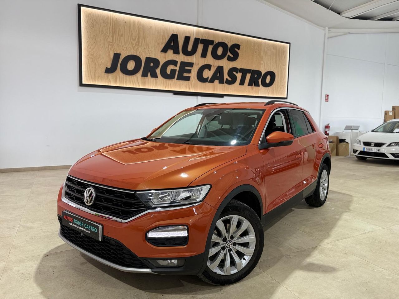 Foto Volkswagen T-Roc 30
