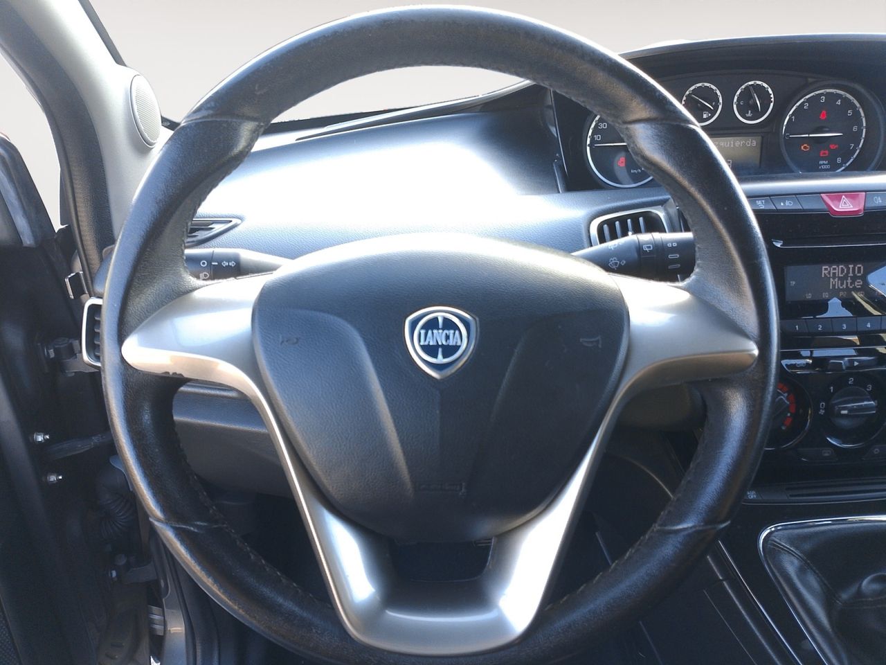 Foto Lancia Ypsilon 7