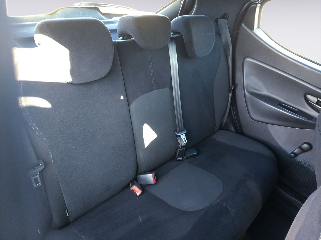 Foto Lancia Ypsilon 9