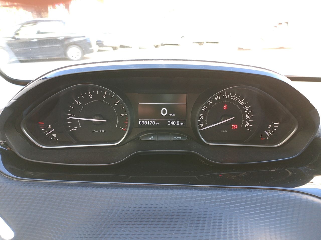 Foto Peugeot 208 13
