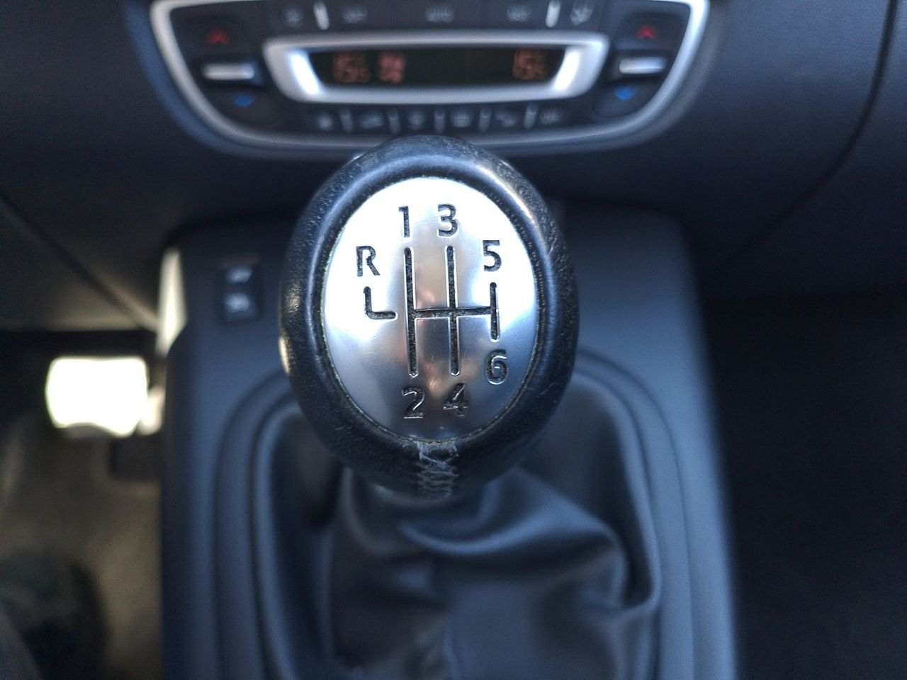 Foto Renault Scénic 11