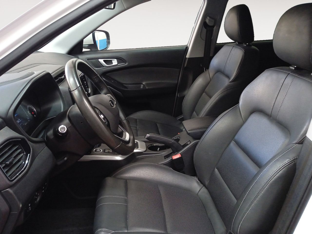 Foto DR Automobiles DR4 8