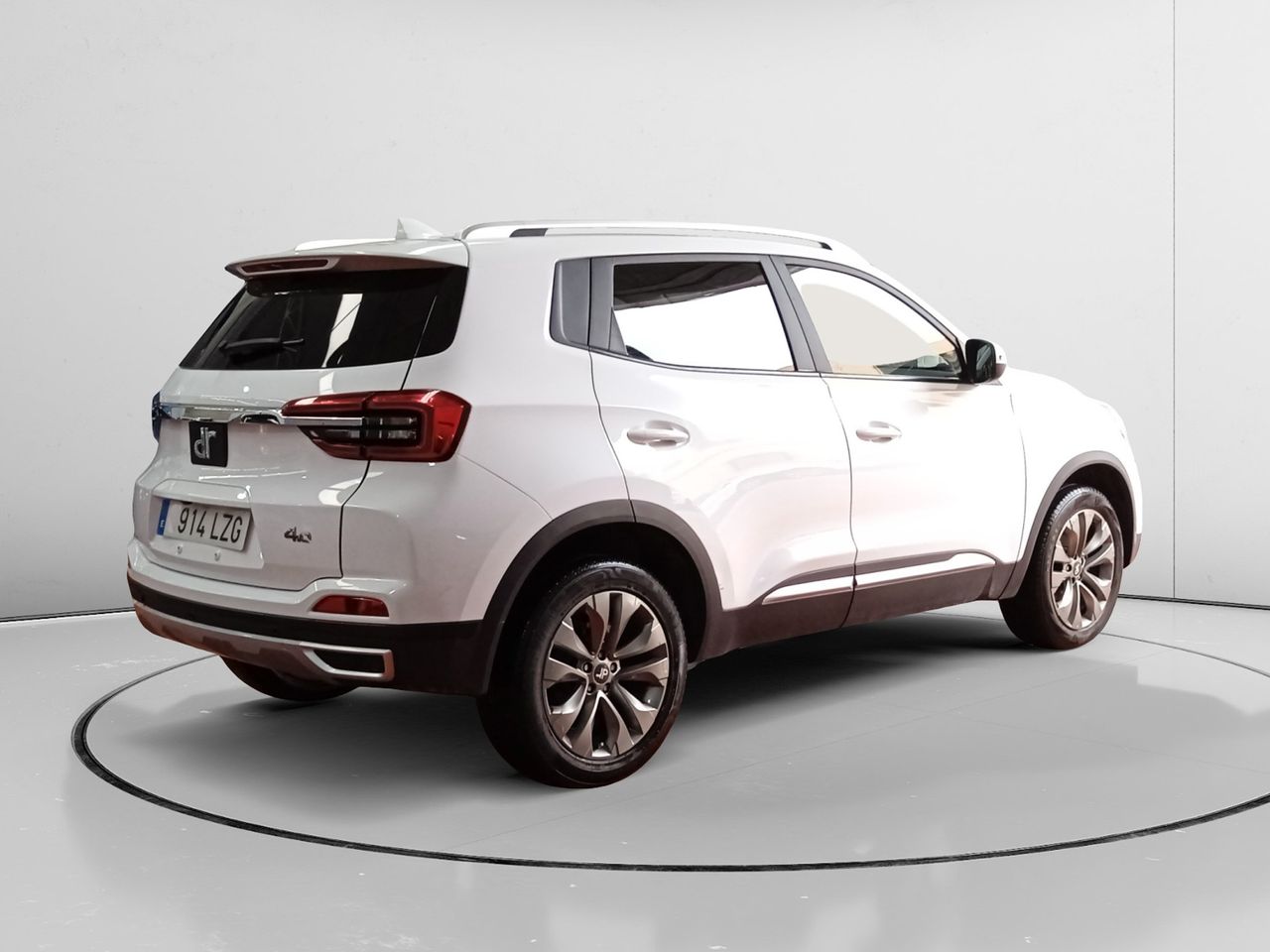 Foto DR Automobiles DR4 2