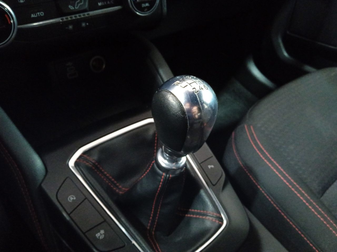 Foto Ford Kuga 12