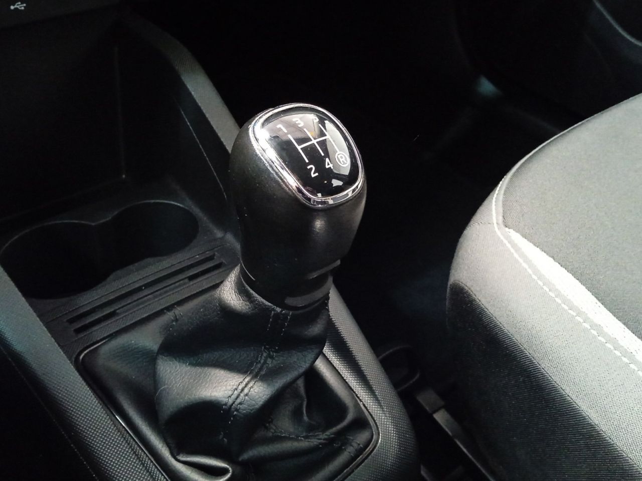 Foto Skoda Fabia 12