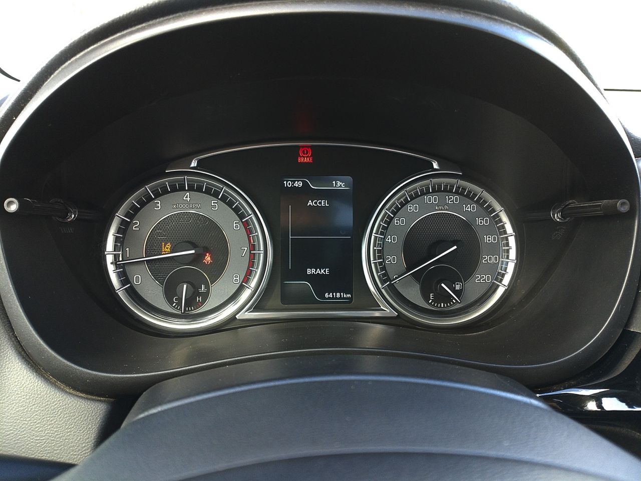 Foto Suzuki S-Cross 15