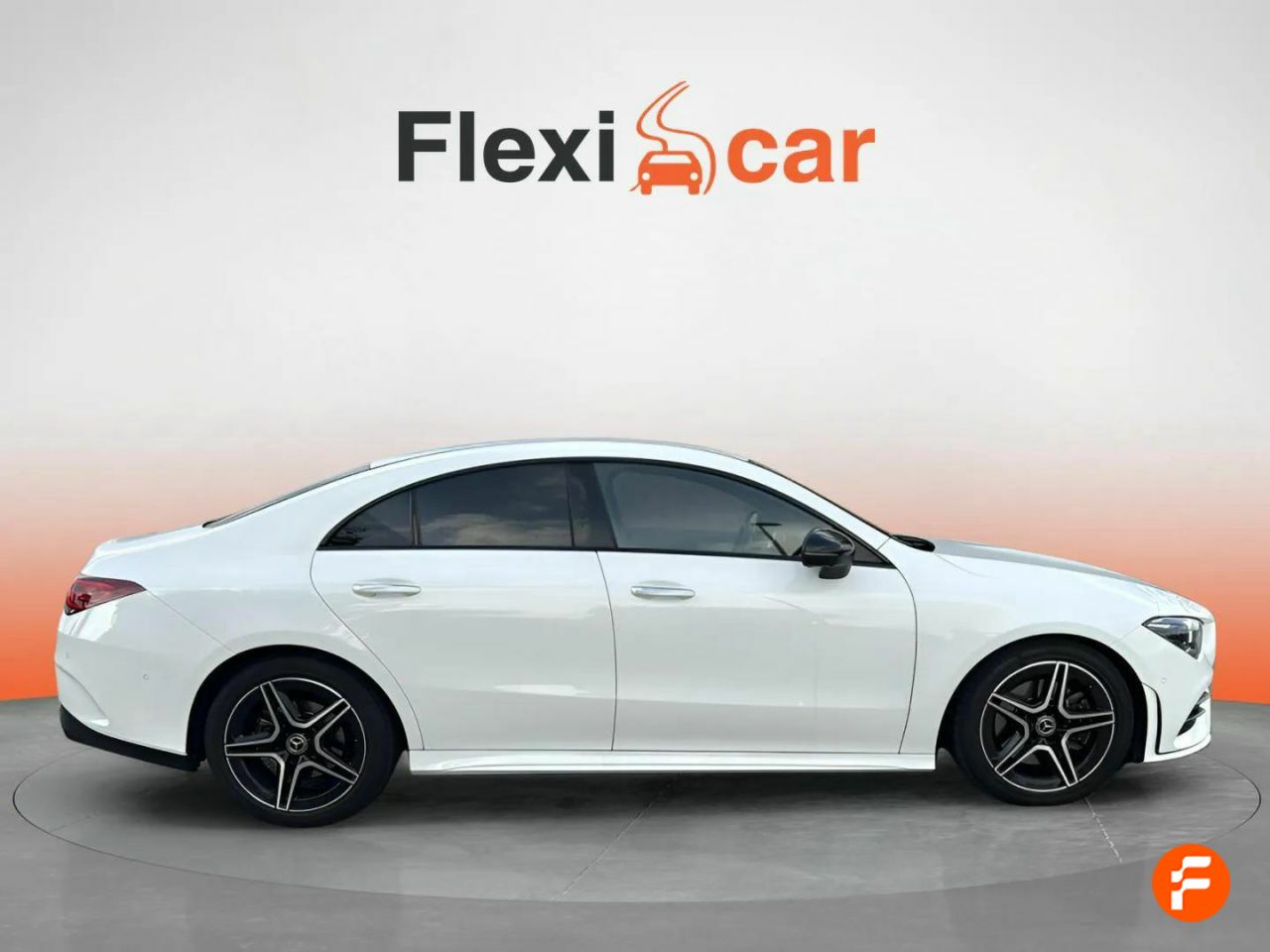 Foto Mercedes-Benz Clase CLA 4