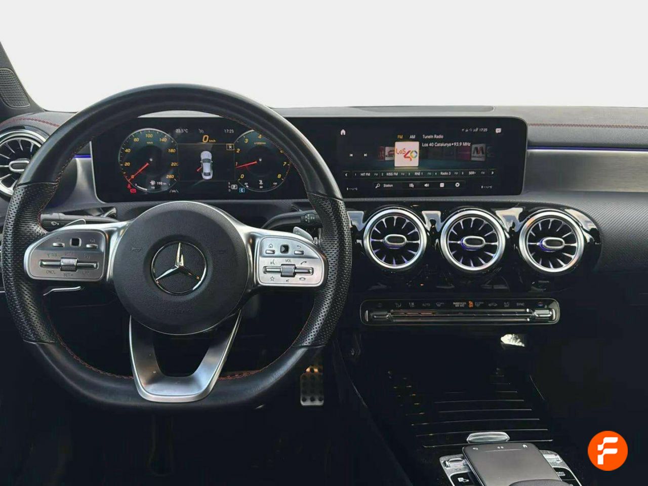 Foto Mercedes-Benz Clase CLA 9