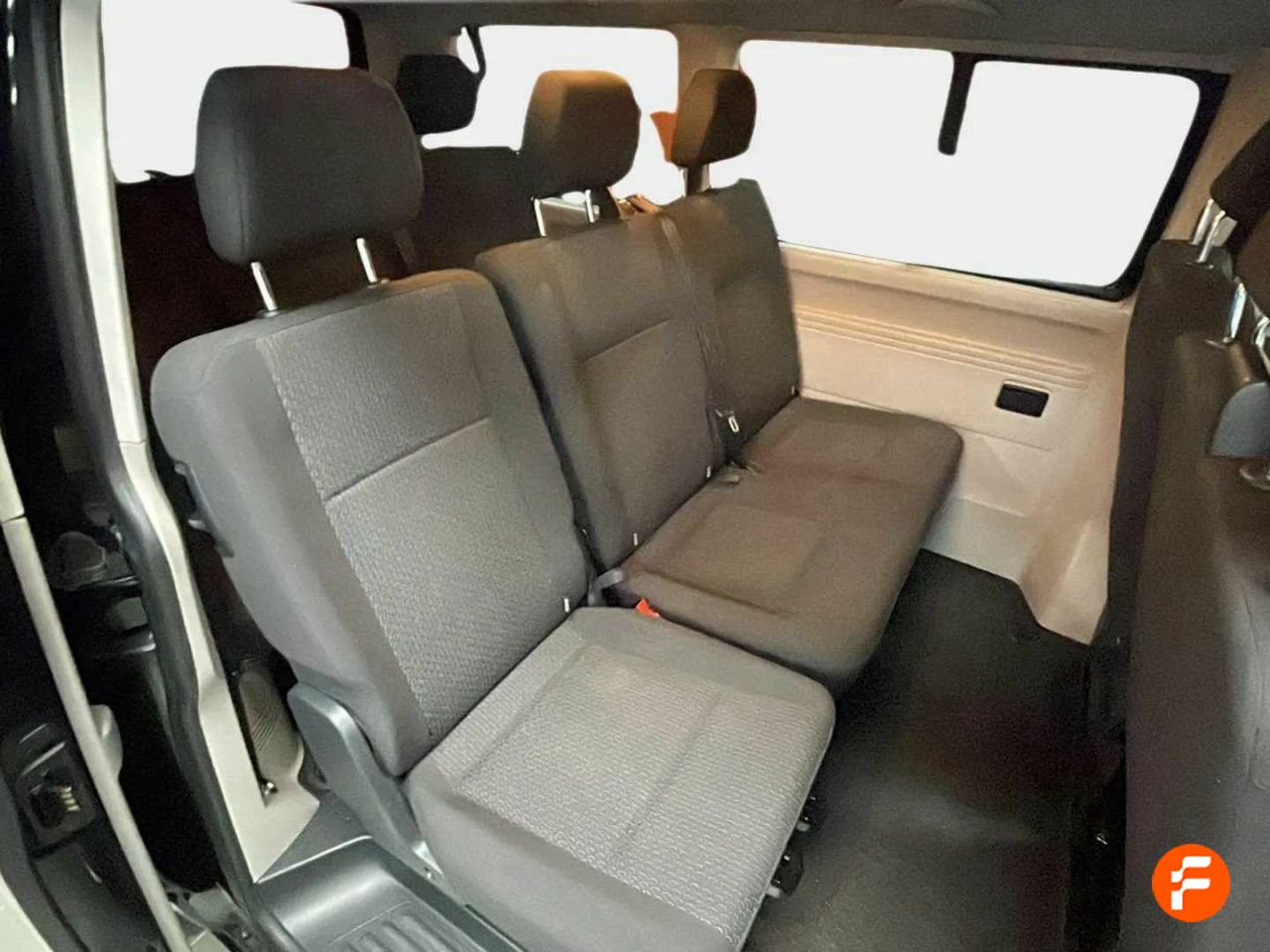 Foto Volkswagen Caravelle 15