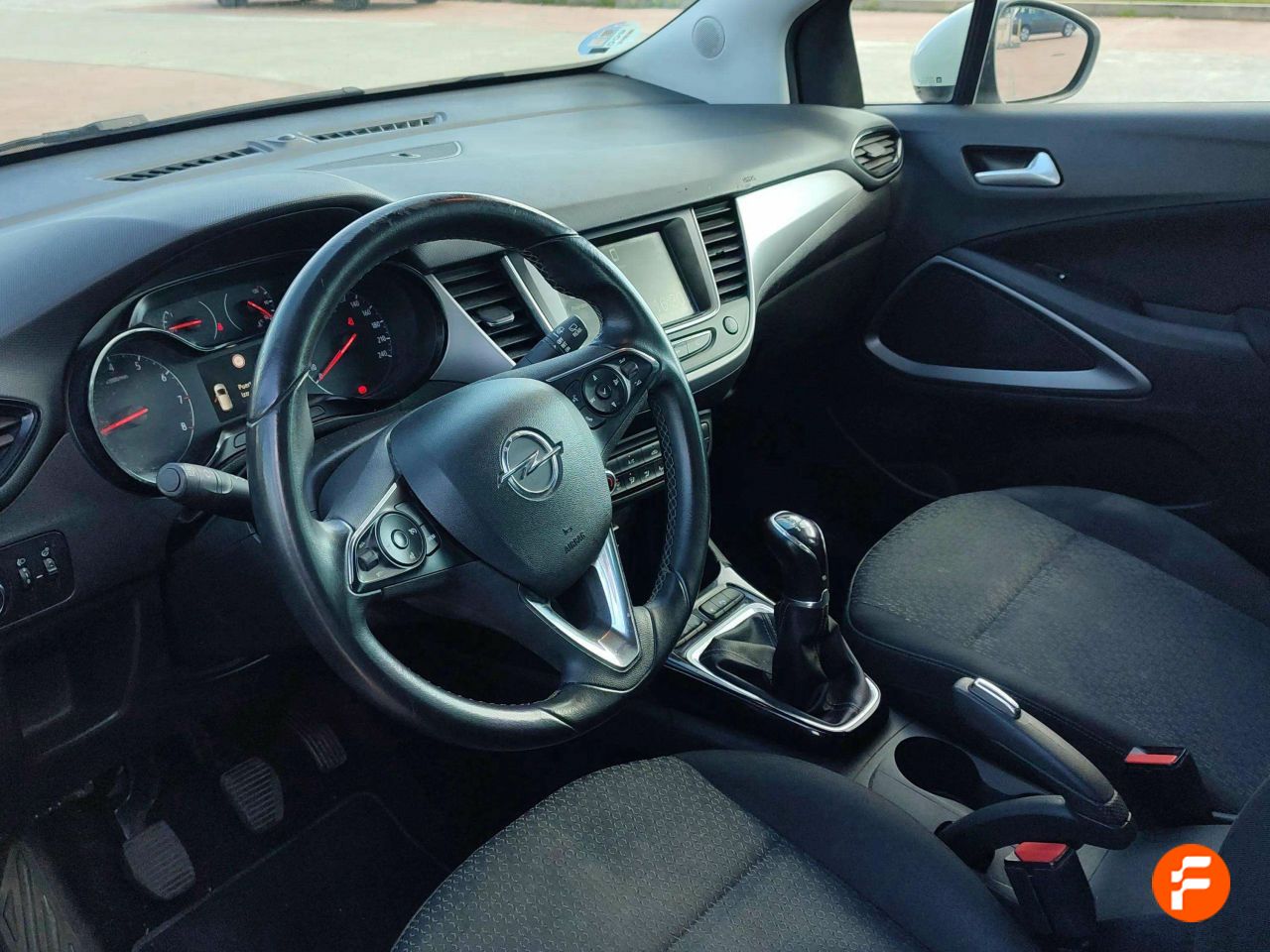Foto Opel Crossland X 15
