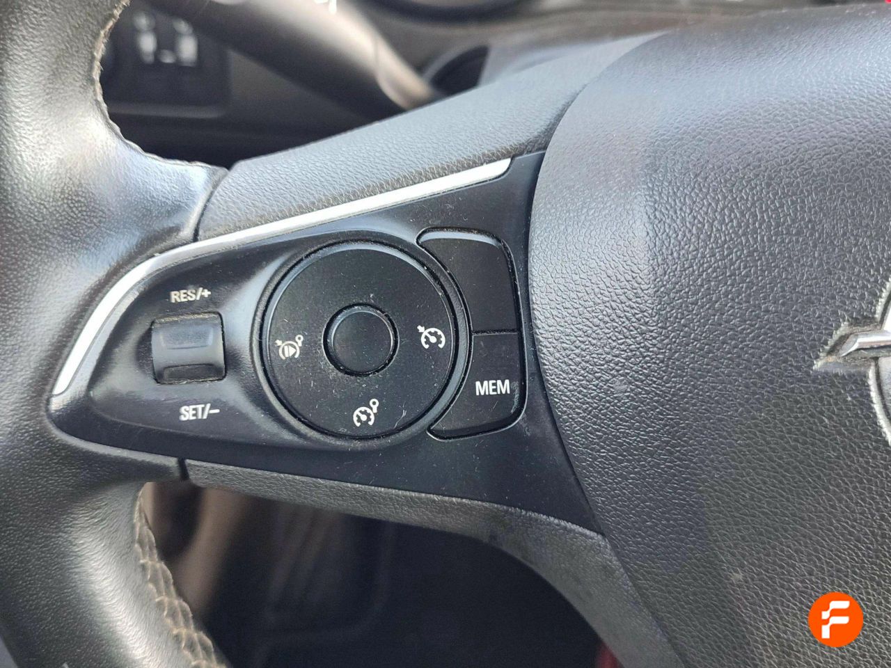 Foto Opel Crossland X 16