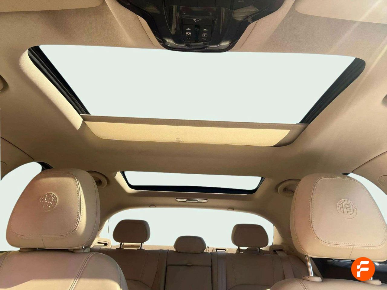 Foto Alfa Romeo Giulia 14