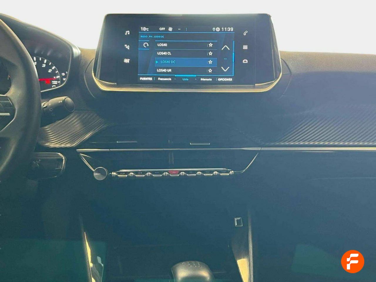 Foto Peugeot 2008 13