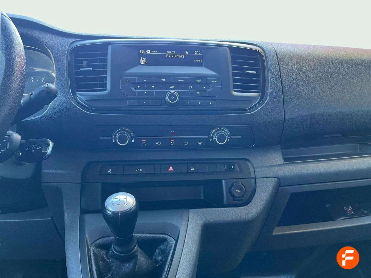 Foto Peugeot Expert 11