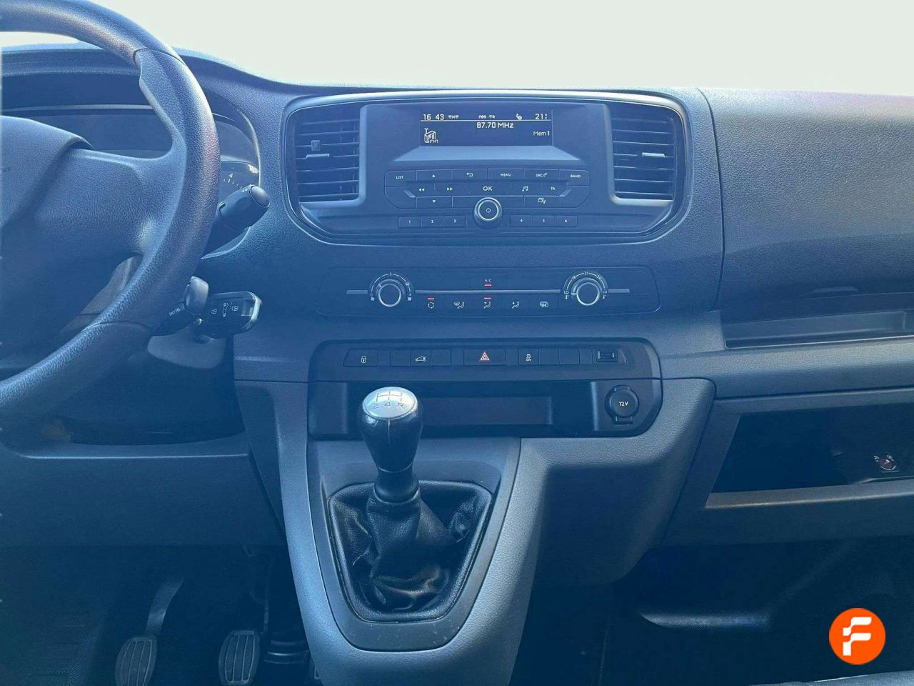 Foto Peugeot Expert 13