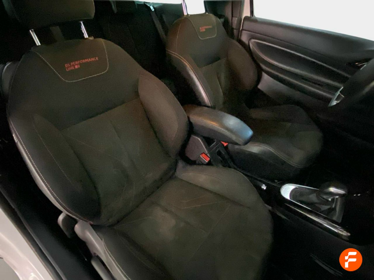 Foto DS Automobiles DS 3 17