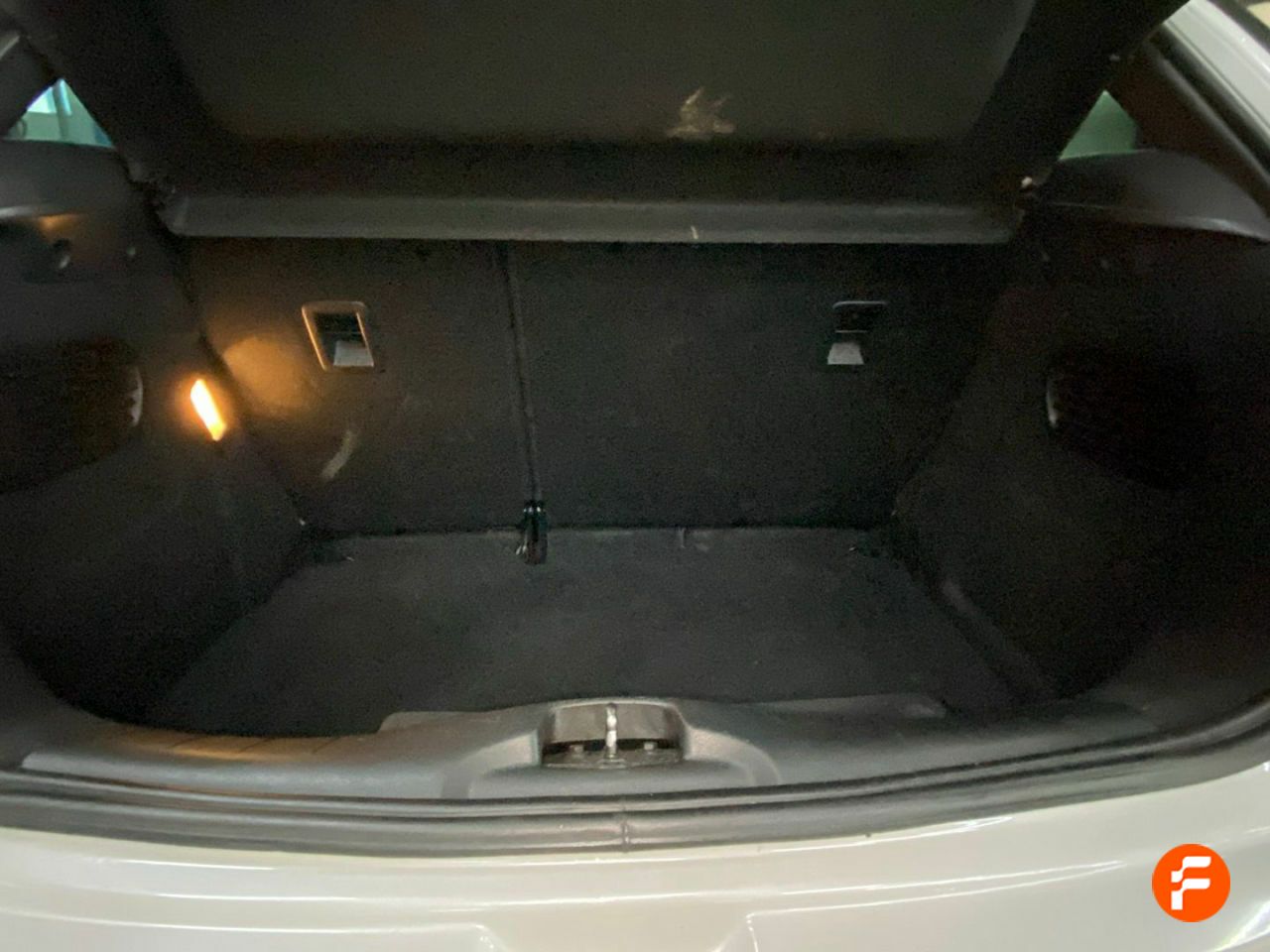 Foto DS Automobiles DS 3 23