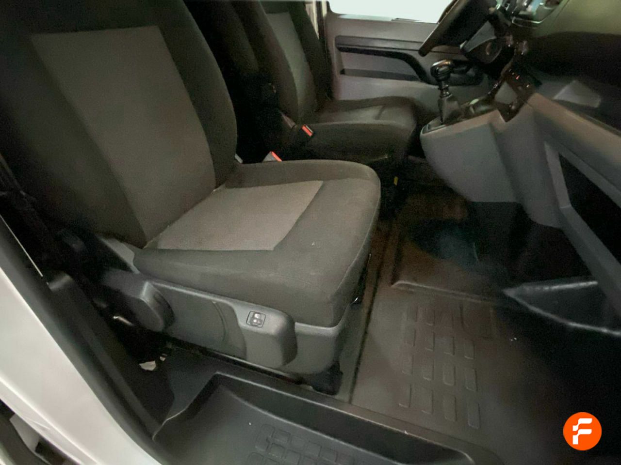 Foto Citroën Jumpy 16