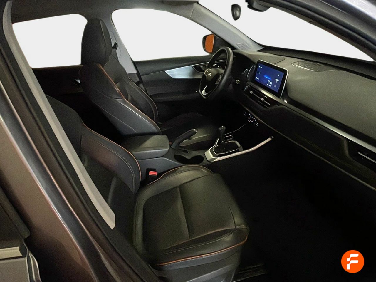 Foto DR Automobiles DR5 18