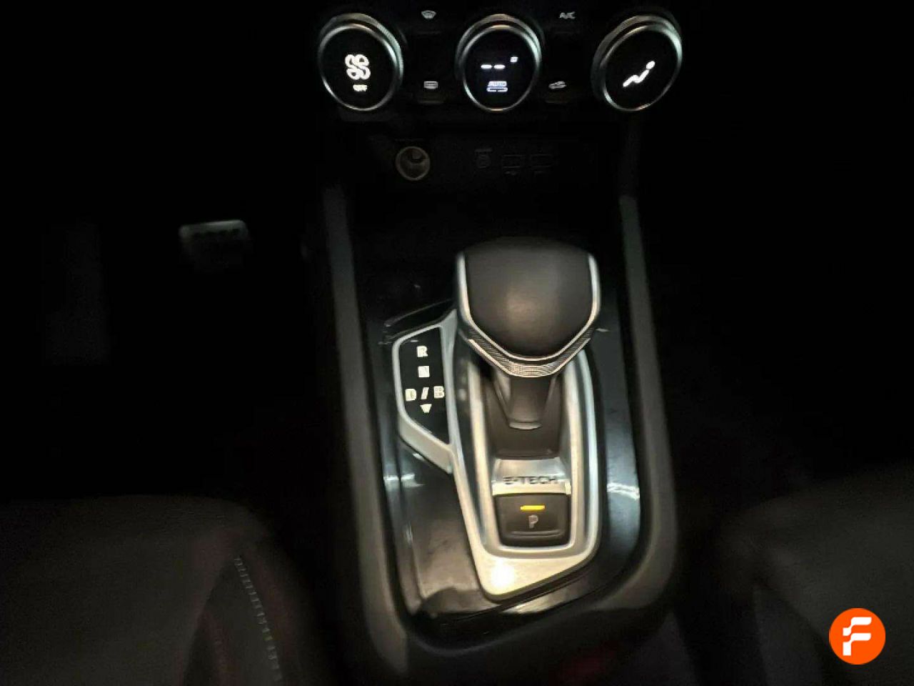 Foto Renault Arkana 9