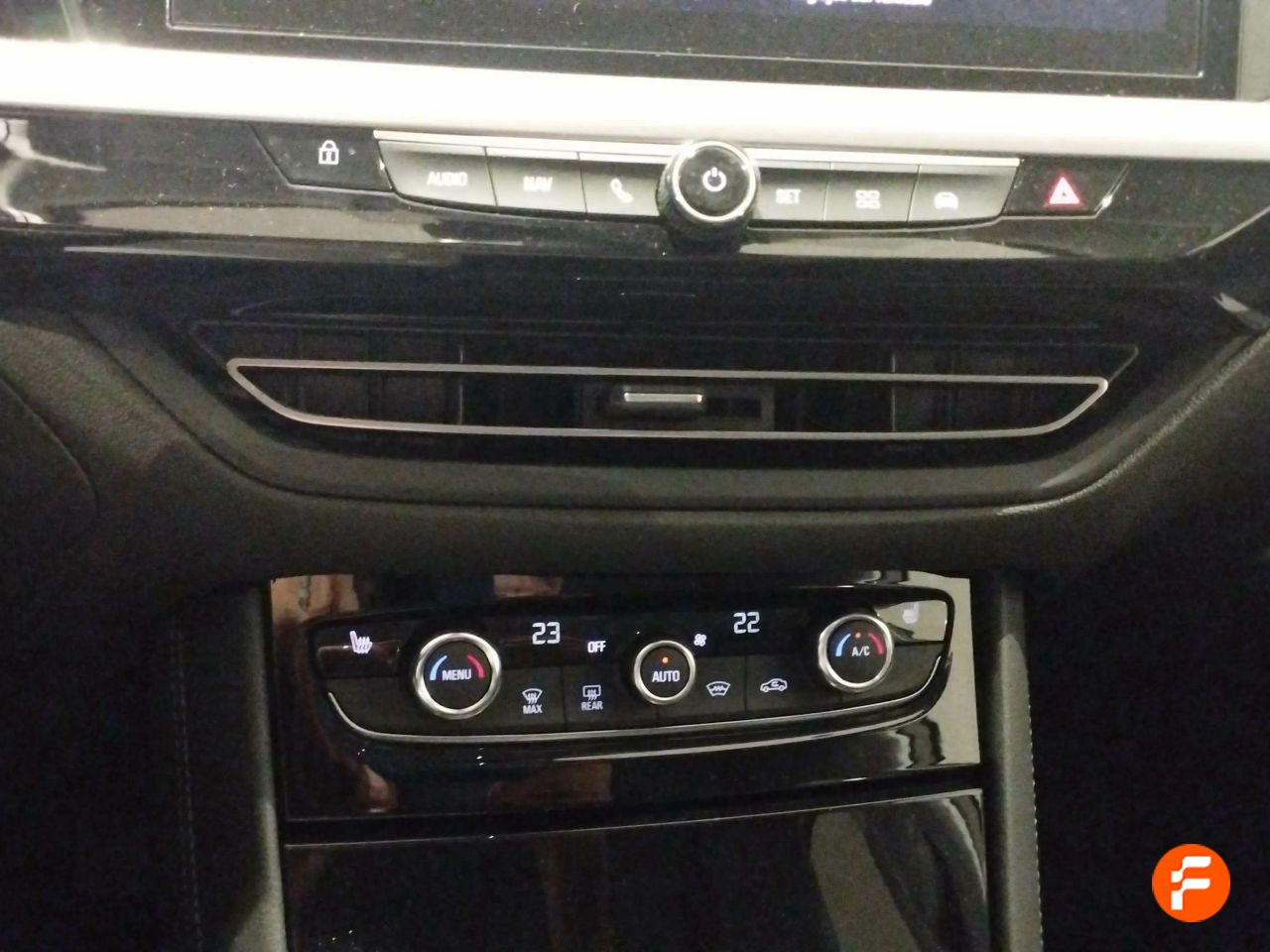Foto Opel Grandland X 27