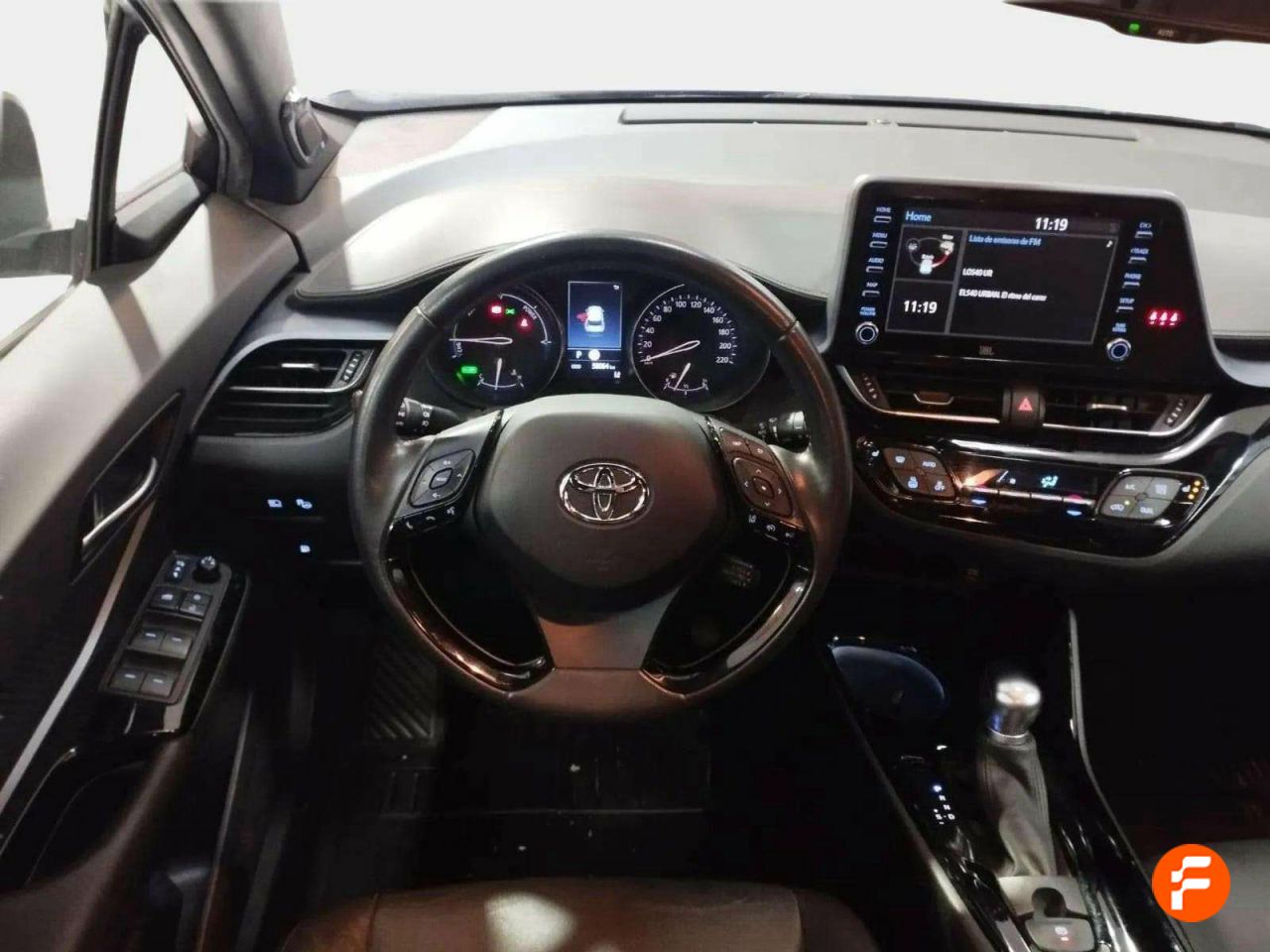 Foto Toyota C-HR 11