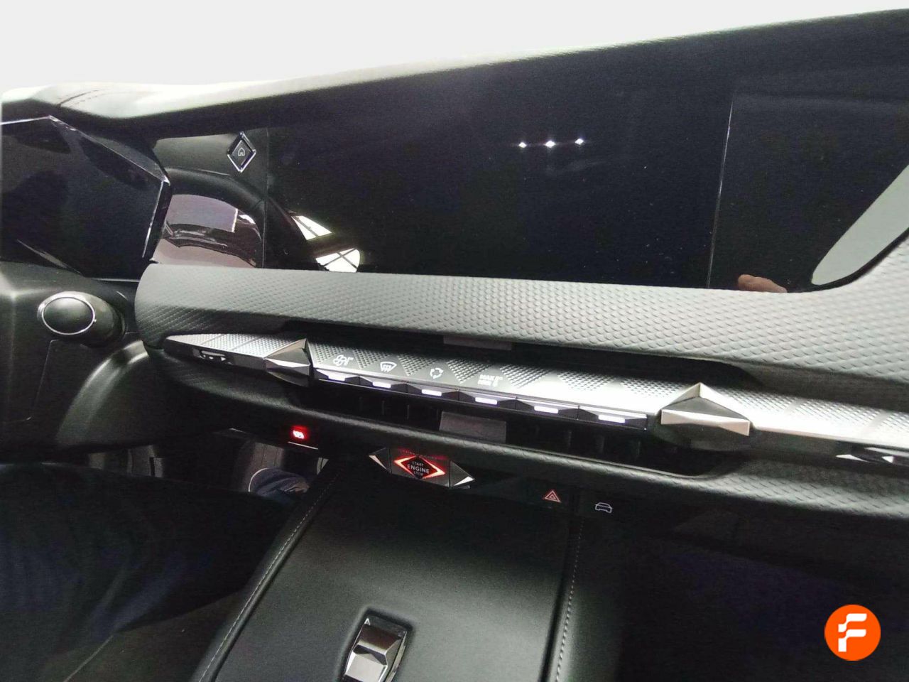Foto DS Automobiles DS 4 13