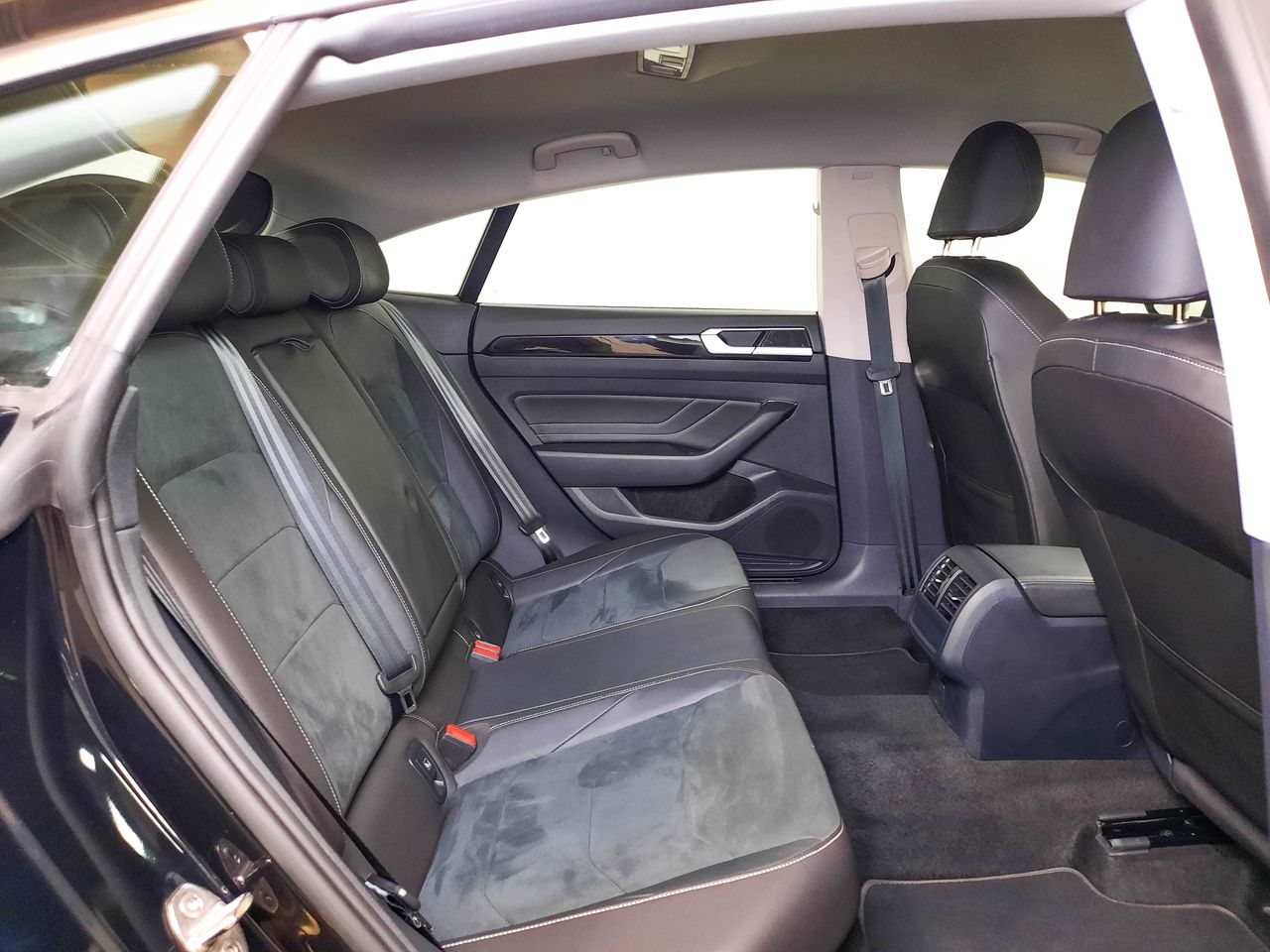Foto Volkswagen Arteon 6