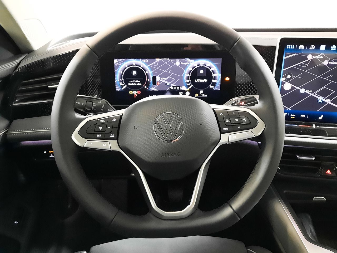 Foto Volkswagen Passat 13
