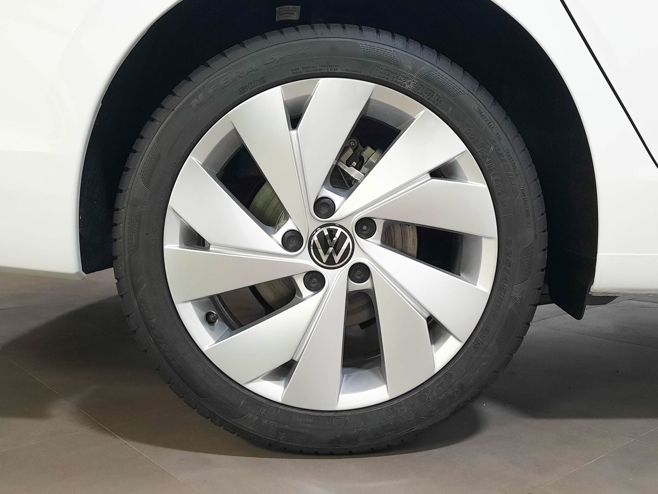 Foto Volkswagen Golf 8