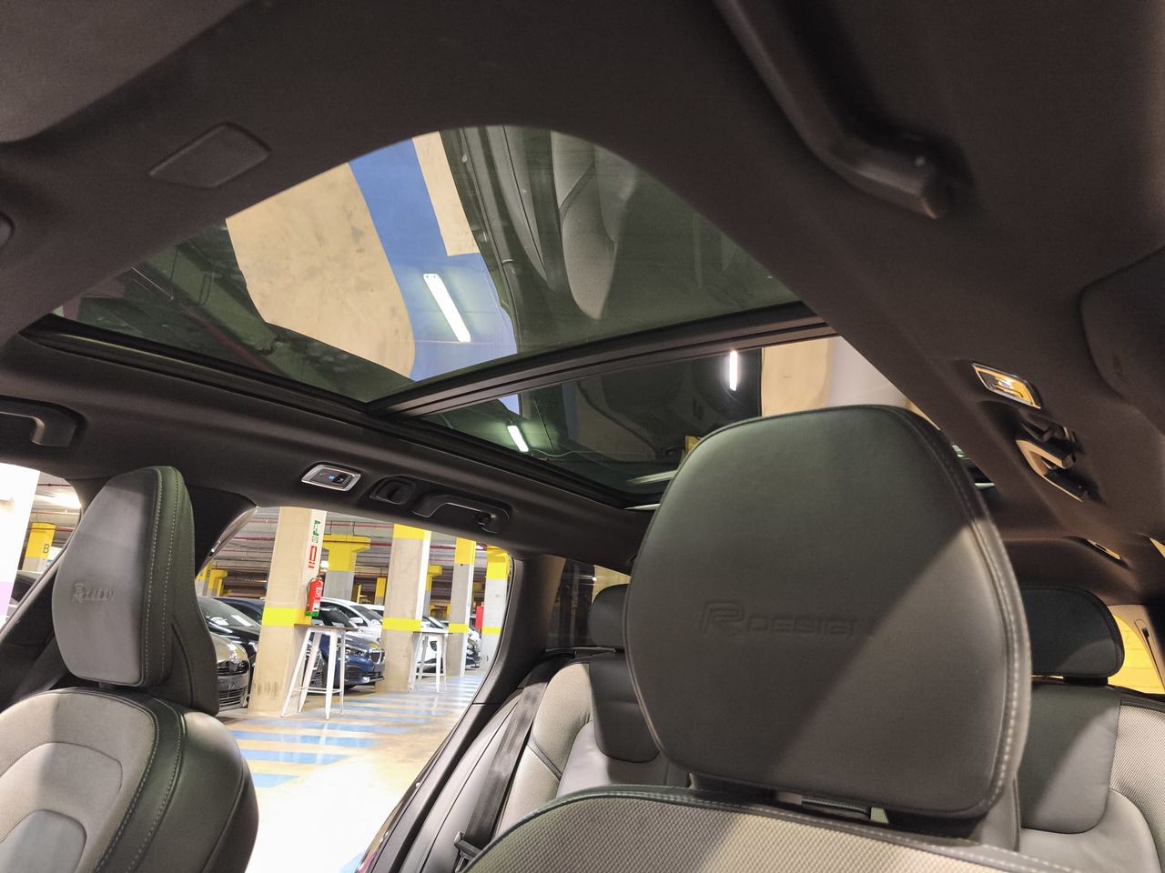 Foto Volvo V60 12