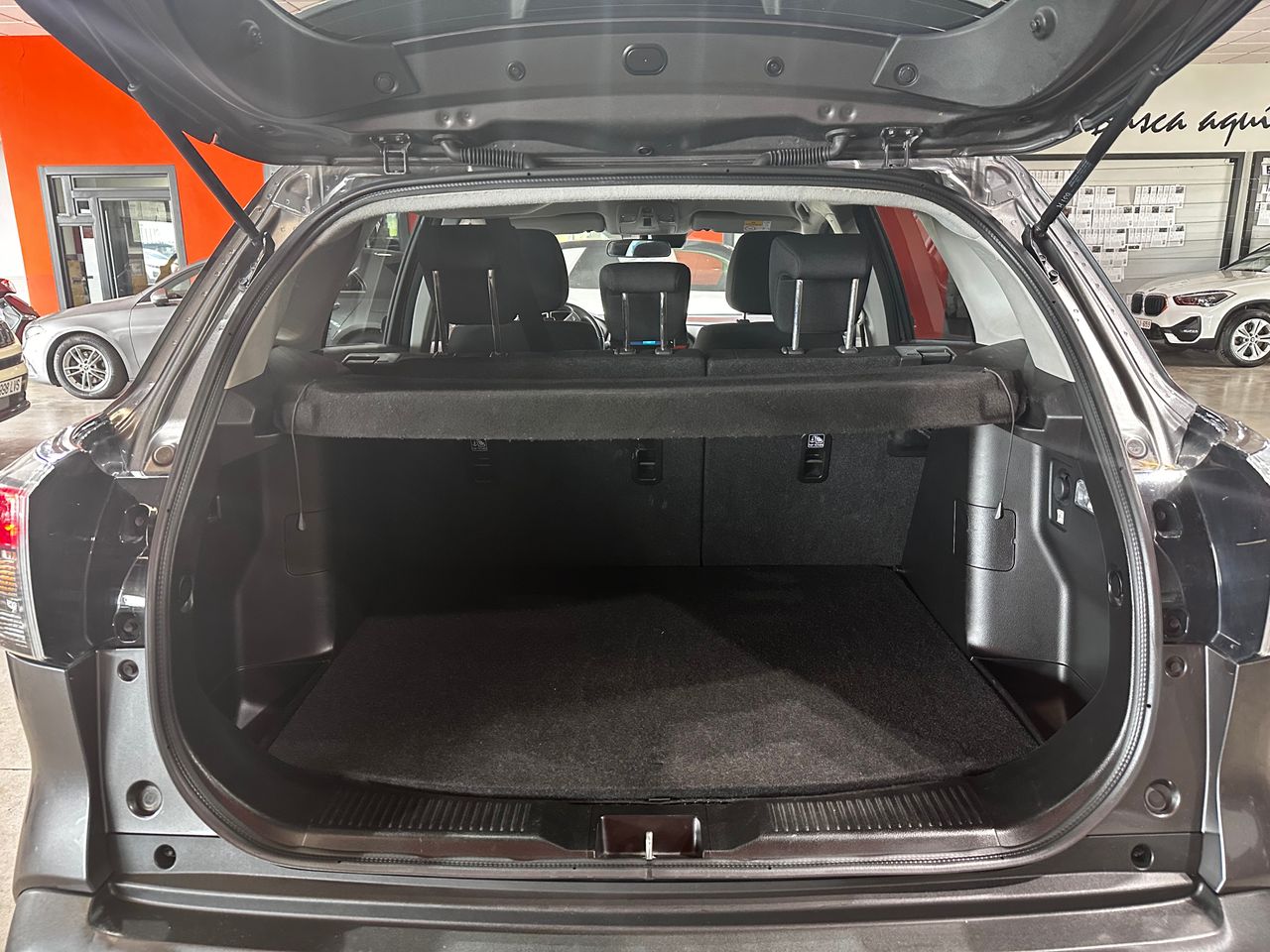 Foto Suzuki S-Cross 8