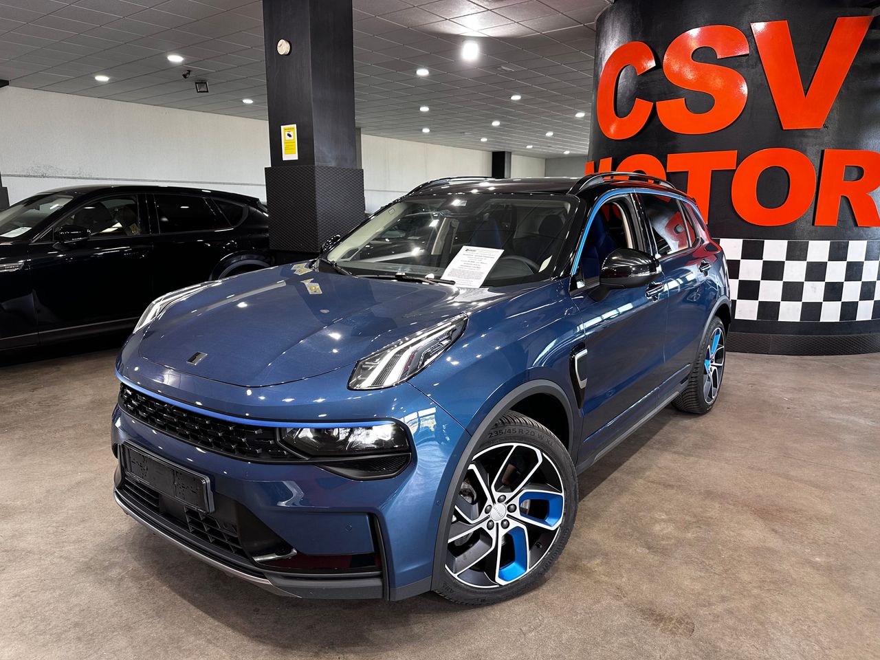 Foto LYNK&CO 01 1