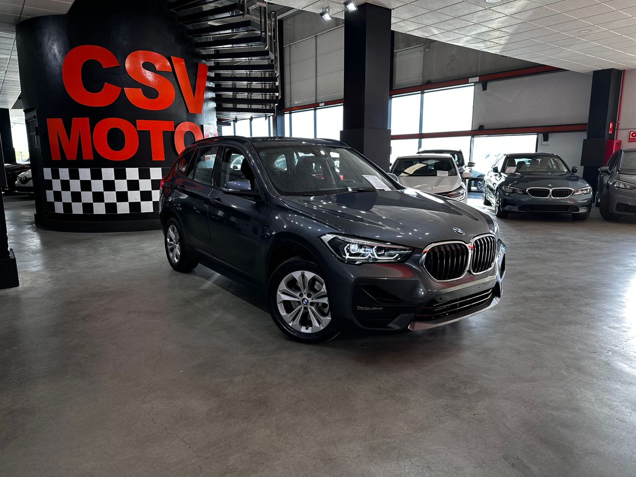 Foto BMW X1 4