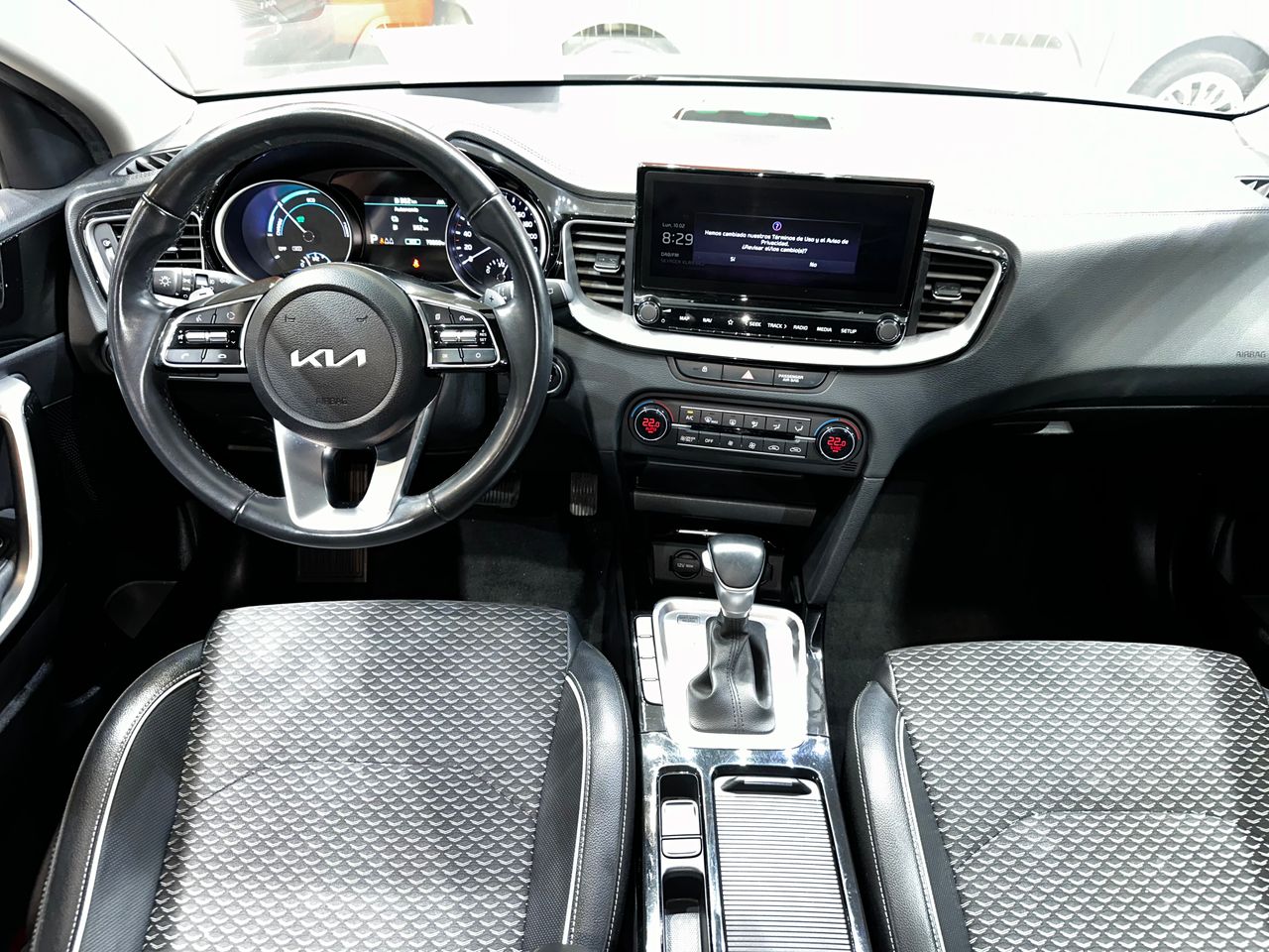 Foto Kia XCeed 11