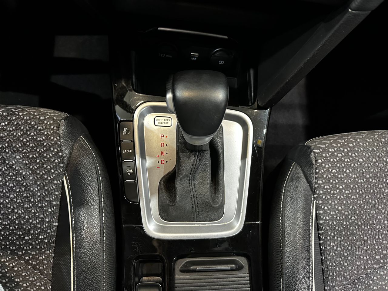 Foto Kia XCeed 23