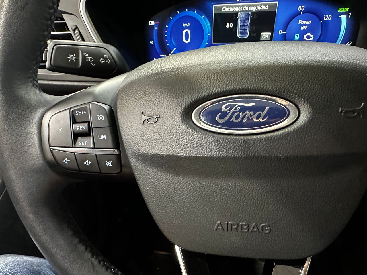 Foto Ford Kuga 16