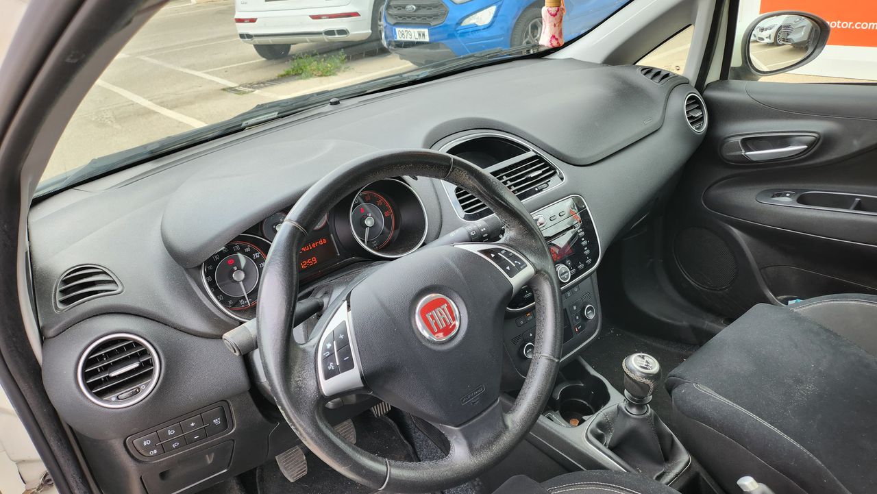 Foto Fiat Punto 10