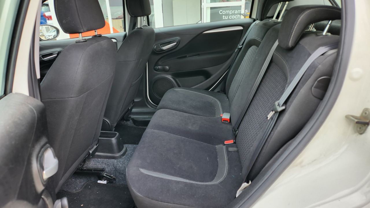 Foto Fiat Punto 12