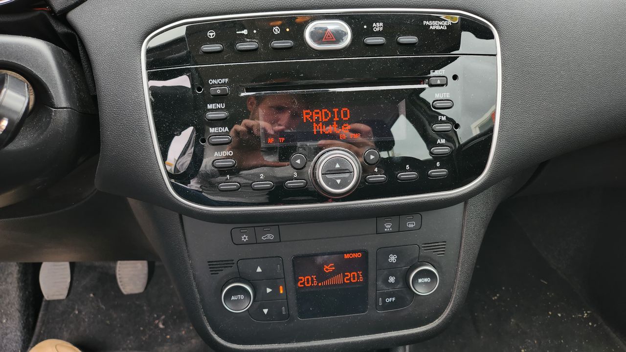 Foto Fiat Punto 17