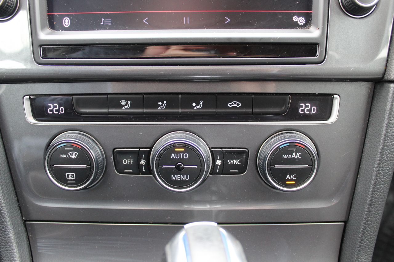 Foto Volkswagen Golf 13