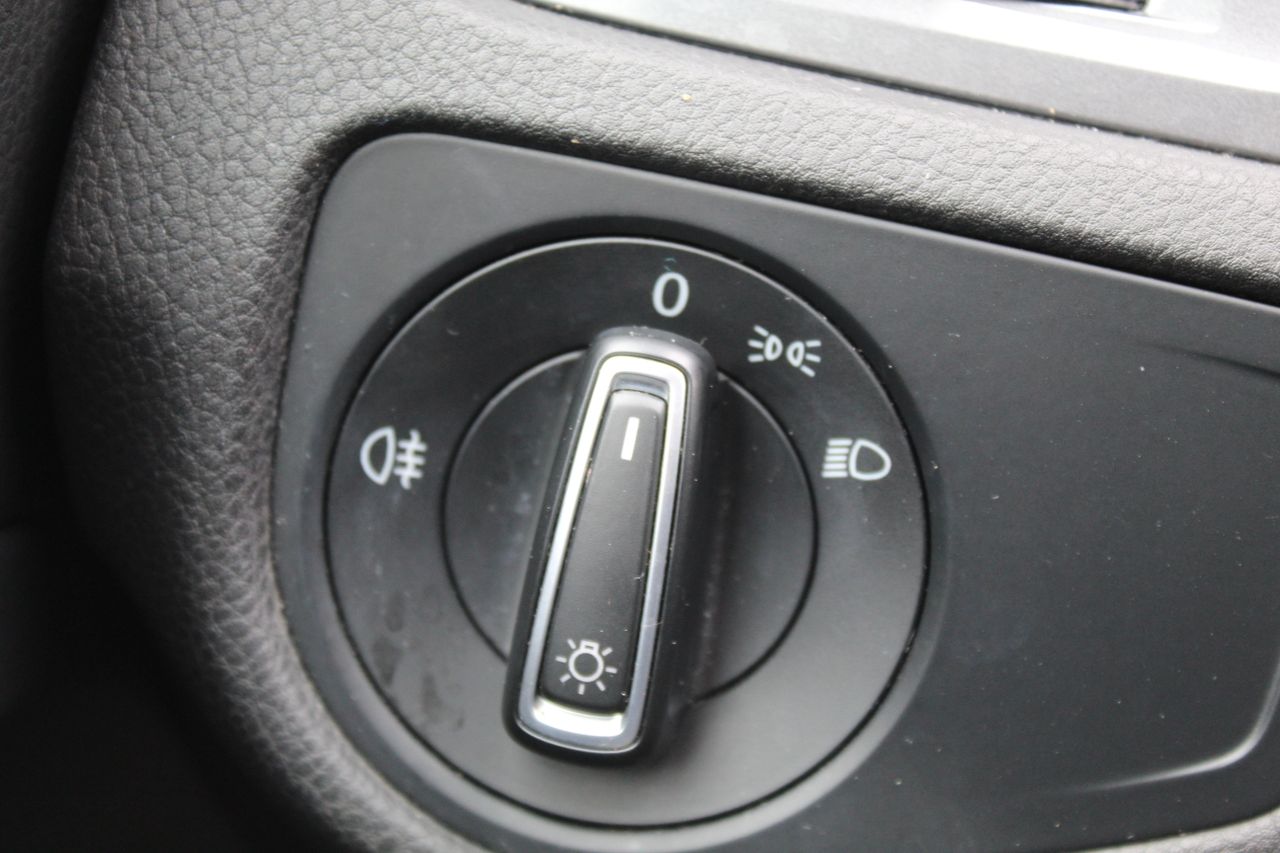 Foto Volkswagen Golf 23