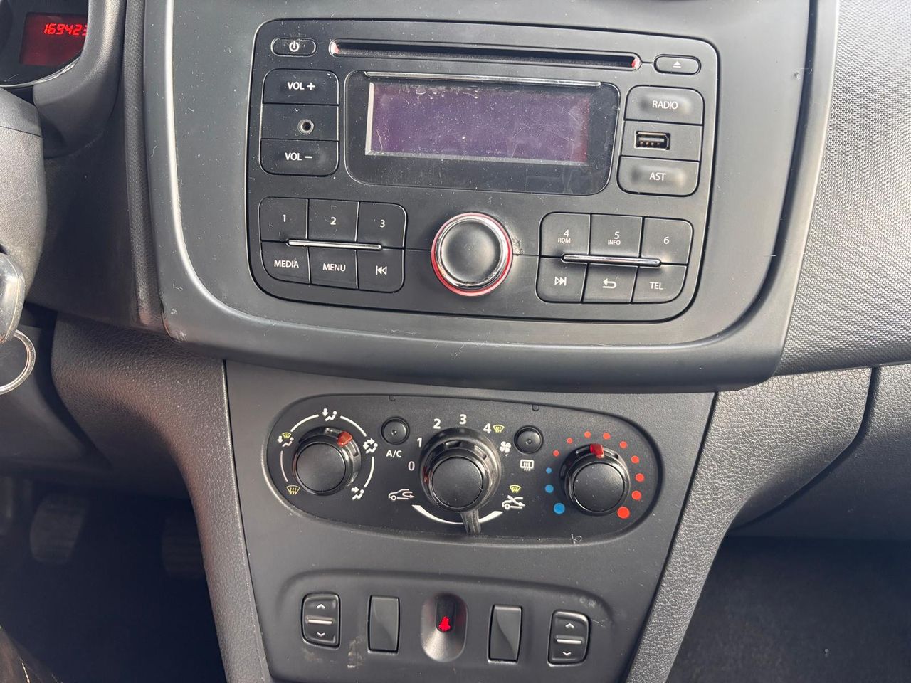 Foto Dacia Logan 10
