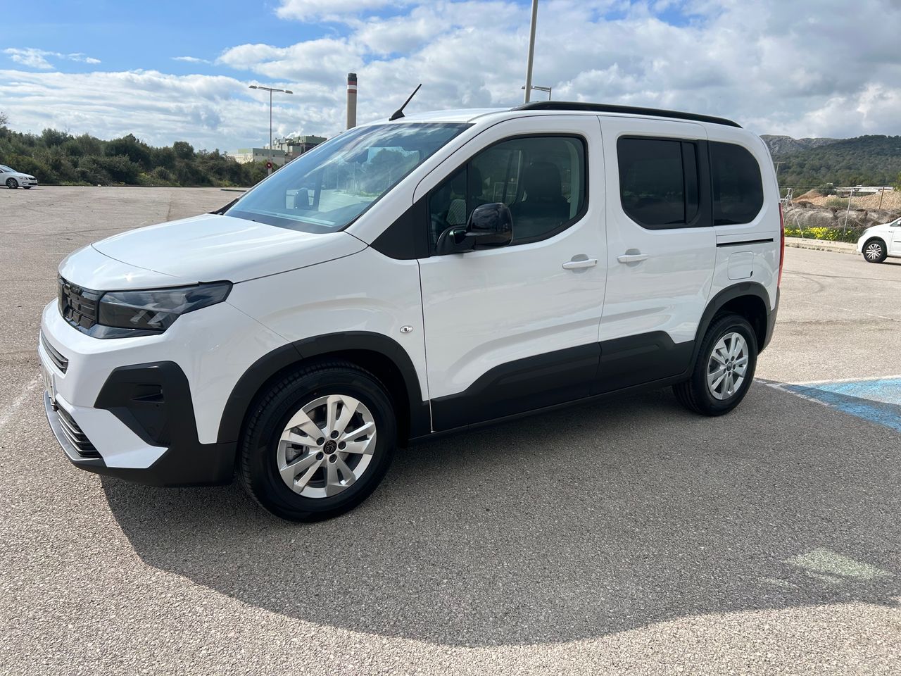 Foto Peugeot Rifter 3