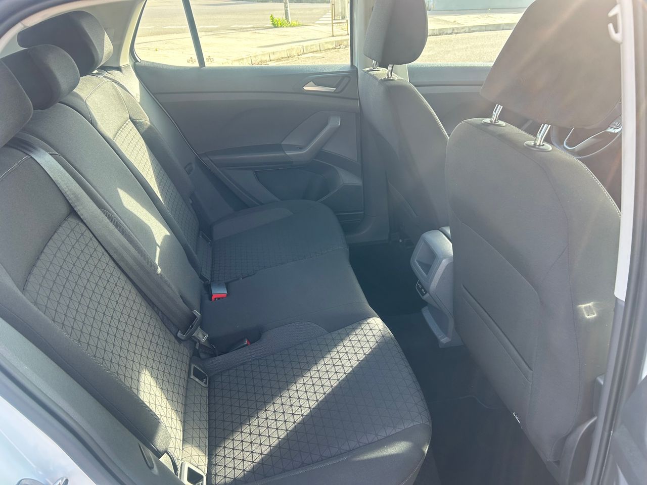 Foto Volkswagen T-Cross 7