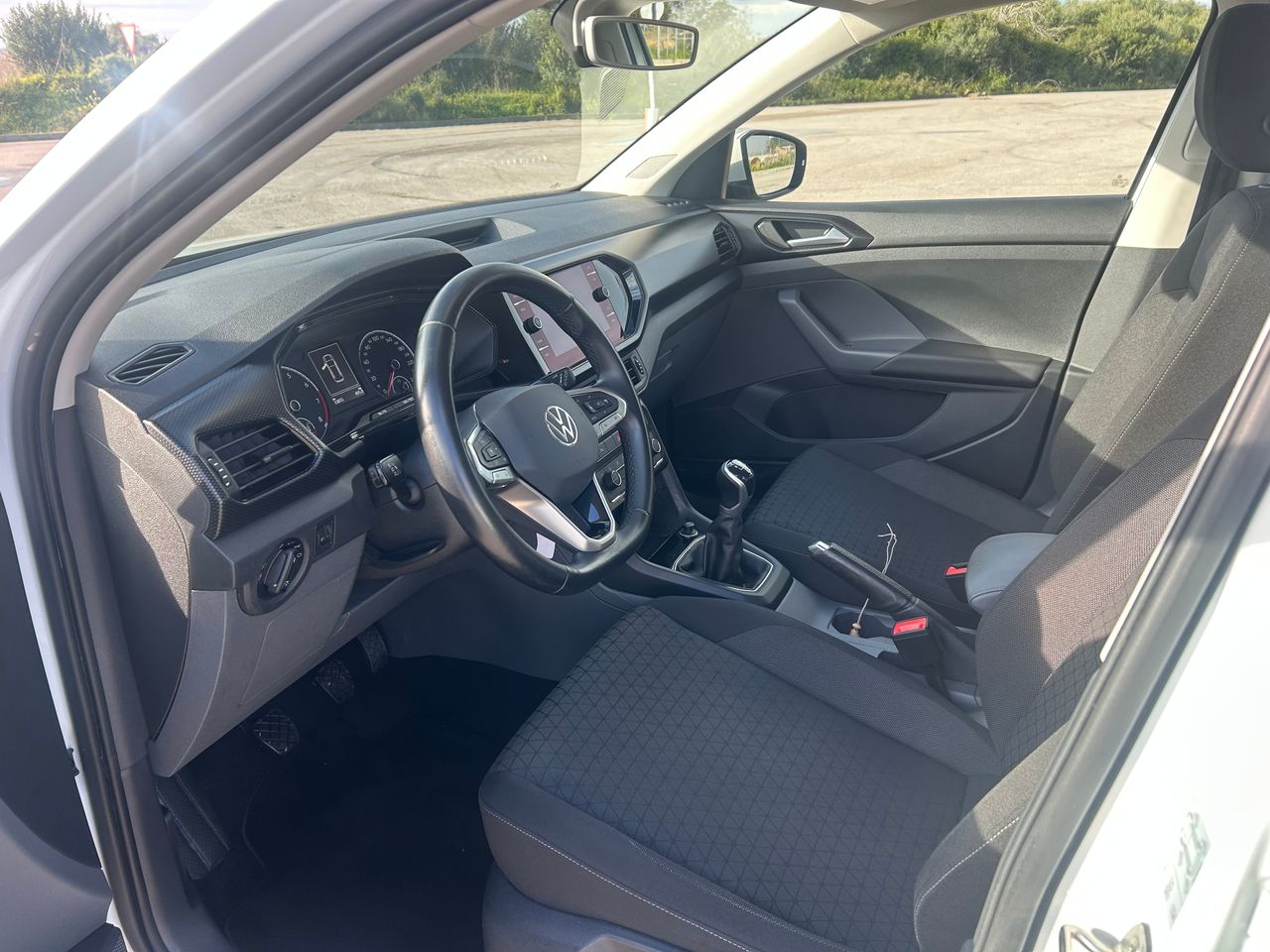 Foto Volkswagen T-Cross 9